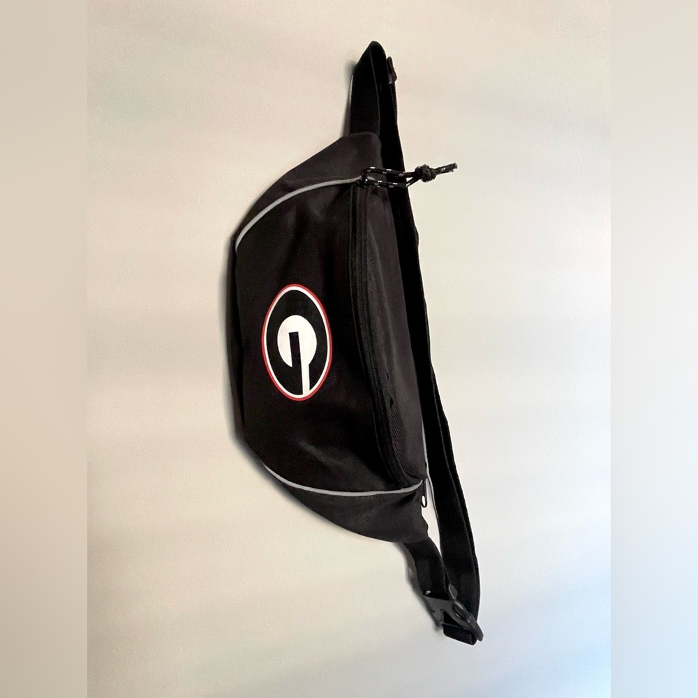 University of Georgia Crossbody Sling *NEW*
